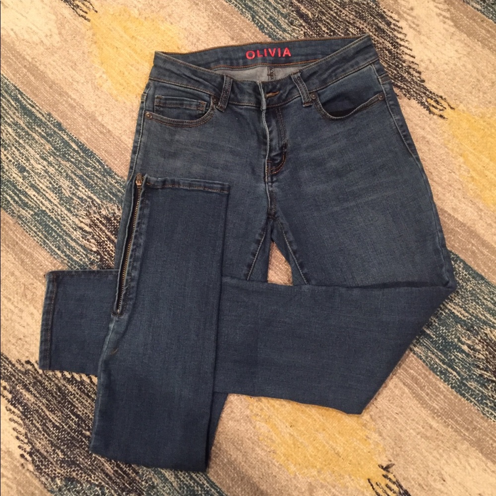 Olivia Skinny Jeans with Zippered Legs